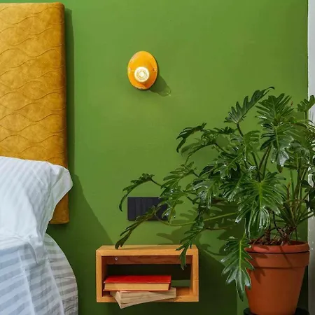 Bb Ogliastroom בית הארחה